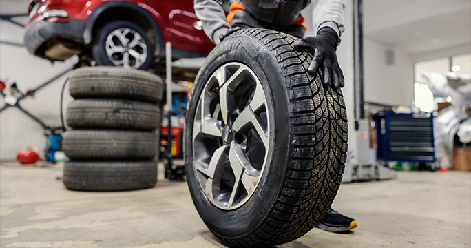 Yurt dışı otomotiv harcamasına<br>4.000 TL bonus!